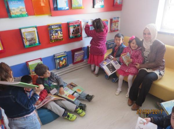 Kütüphaneler Haftası Dolayısıyla Yaka İlkokulu Ana Sınıfı Öğrencilerinin Z-Kütüphanemizi Ziyareti